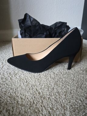 Classic Black Pointed-Toe Pump - Women's Dress Heels